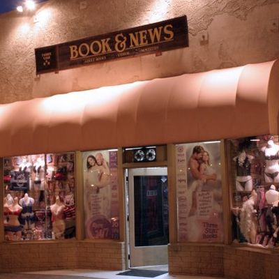 Three Star Books & News